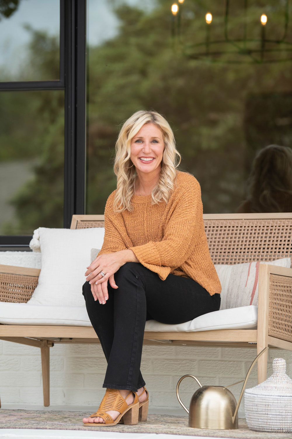 Jenny's-Author-Photo